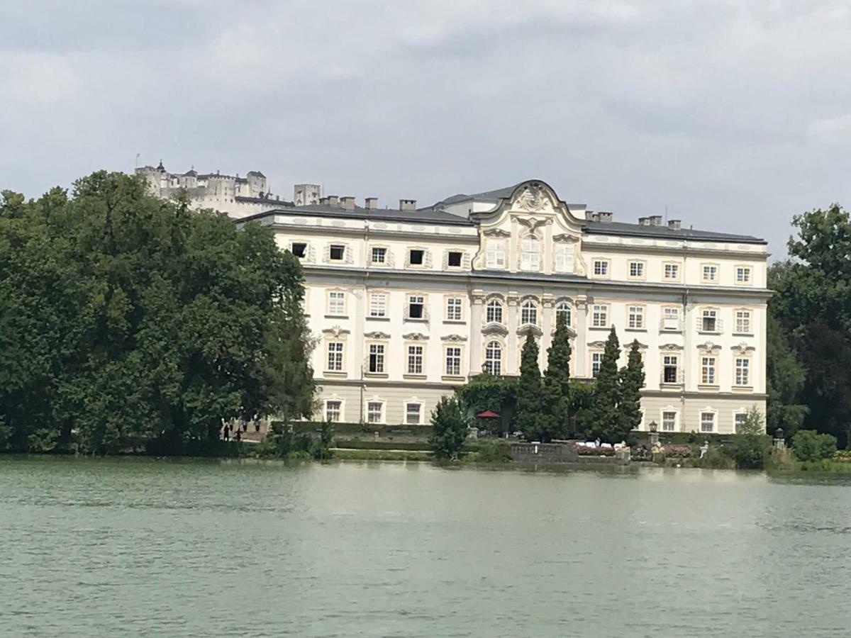 Knusperhaus Mit Garten Salzburgo Exterior foto